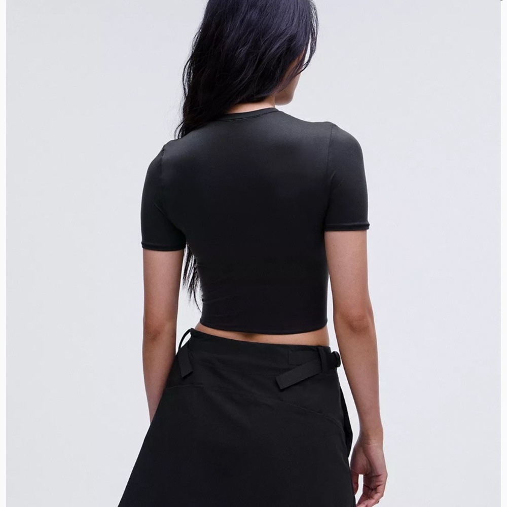 Lululemon Wundermost Ultra-Soft Nulu Crewneck Cropped T-Shirt